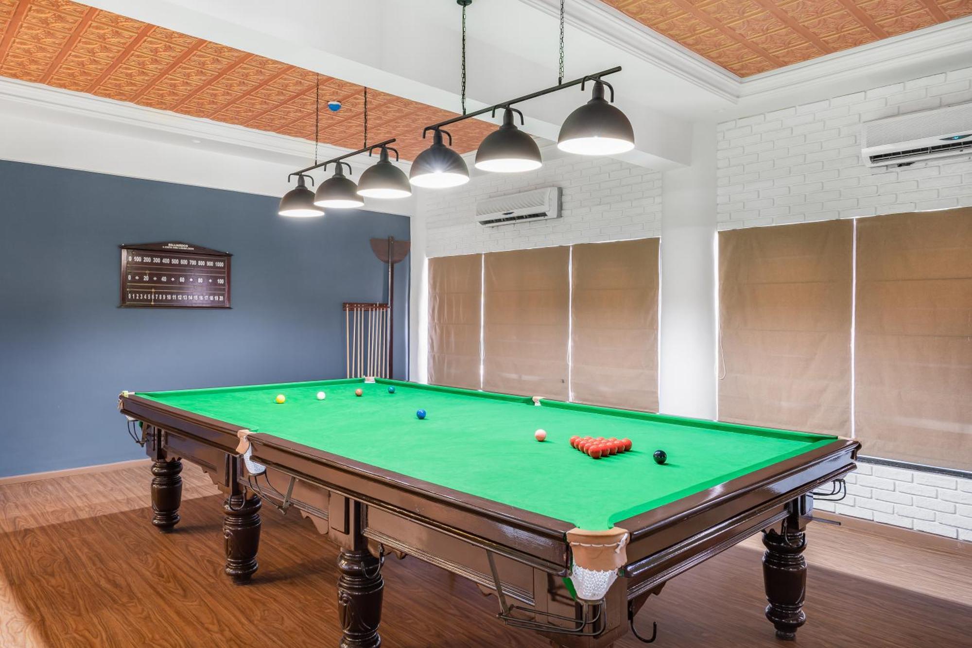 Holiday Resort & Spa A Unit Of S Poddar Group Gandhidham Exterior photo