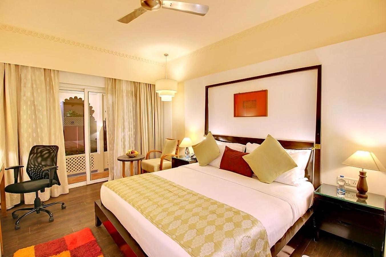 Holiday Resort & Spa A Unit Of S Poddar Group Gandhidham Exterior photo